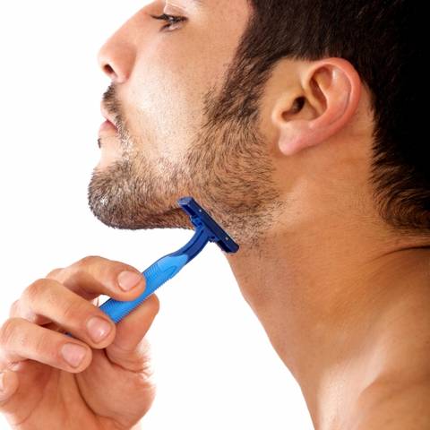 muskarac-brijanje-1